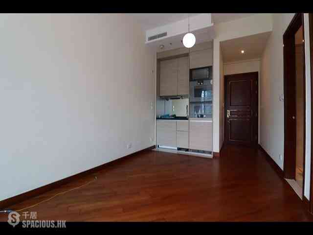 Wan Chai - The Avenue Phase 2 Block 1 03