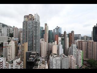 Wan Chai - The Avenue Phase 2 Block 1 04