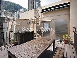 Mid Levels Central - Good View Court 02
