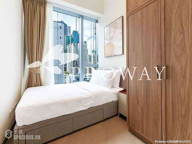 Central - One Central Place 10