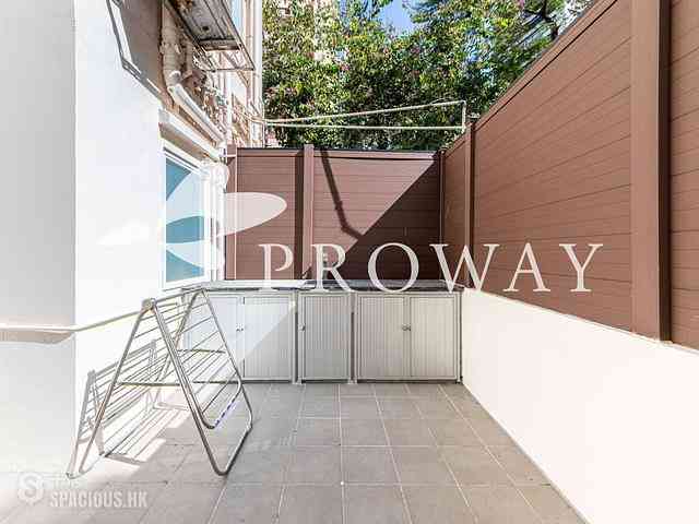 Sheung Wan - 62-64, Queen's Road West 01
