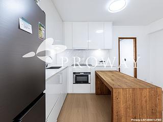 Sheung Wan - 62-64, Queen's Road West 08
