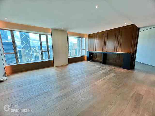 Mid Levels Central - Regence Royale Tower 1 08