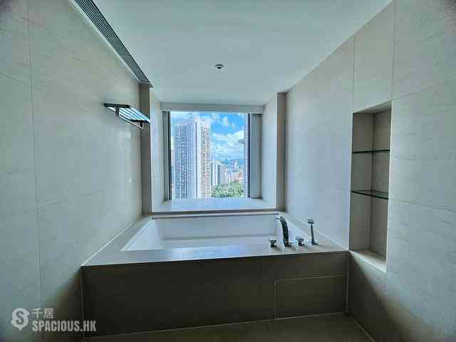 Mid Levels Central - Regence Royale Tower 1 10