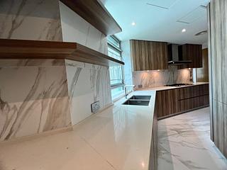 Mid Levels Central - Regence Royale Tower 1 15