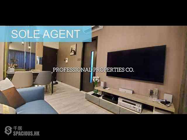 Sai Ying Pun - Centre Place 01