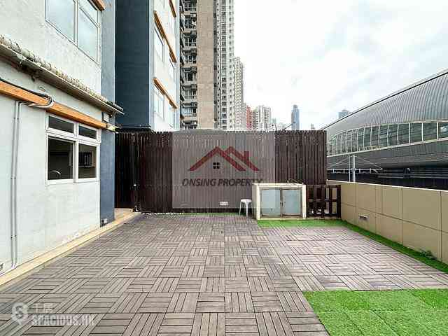 Shek Tong Tsui - Chester Court 02