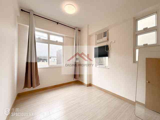 Shek Tong Tsui - Chester Court 07