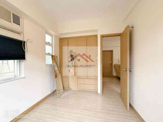 Shek Tong Tsui - Chester Court 08