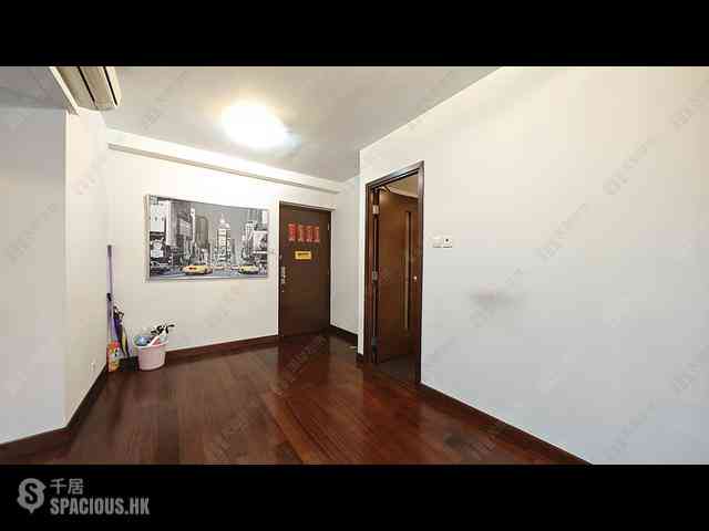 Wan Chai - The Morrison 06