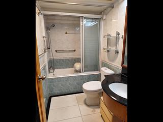 Causeway Bay - Bay View Mansion Block A 09