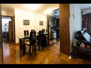 Wan Chai - Phoenix Court Block 5 03