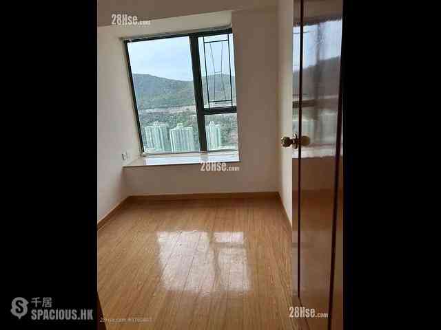 Siu Sai Wan - Island Resort Block 8 07