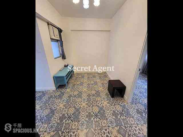 Sai Ying Pun - 84-84A First Street 01