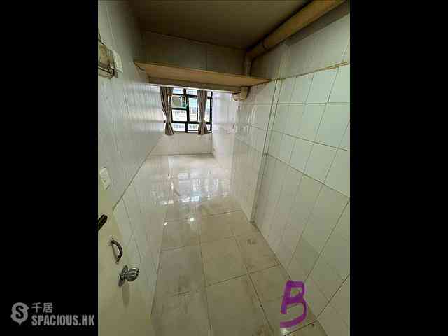Mong Kok - Kingland Apartments 02