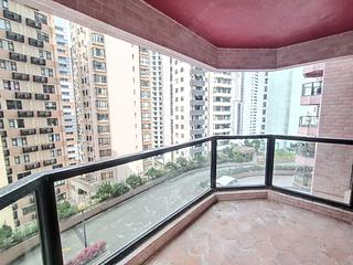 Mid Levels Central - Estoril Court 03