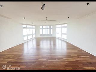 The Peak - La Hacienda Block B 02
