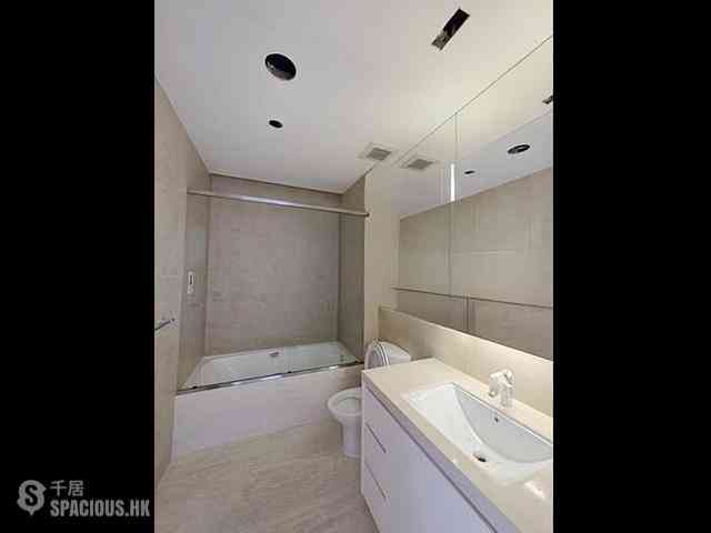 The Peak - La Hacienda Block B 05