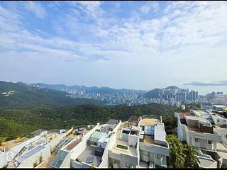 The Peak - La Hacienda Block B 06
