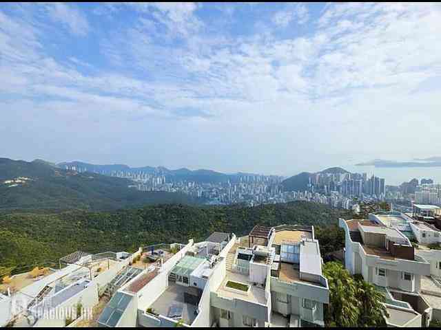 The Peak - La Hacienda Block B 06