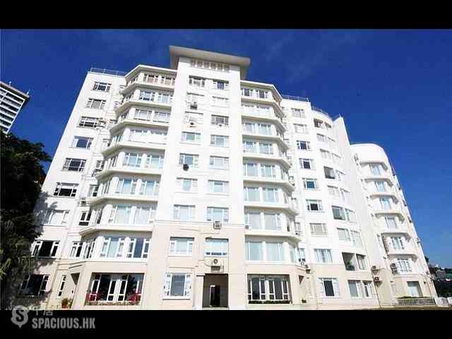 The Peak - La Hacienda Block B 07