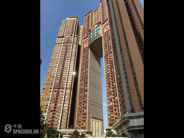 West Kowloon - The Arch Sun Tower (Block 1A) 06