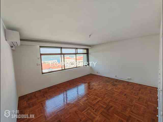 Stanley - Stanley Knoll Block D1-D5 16