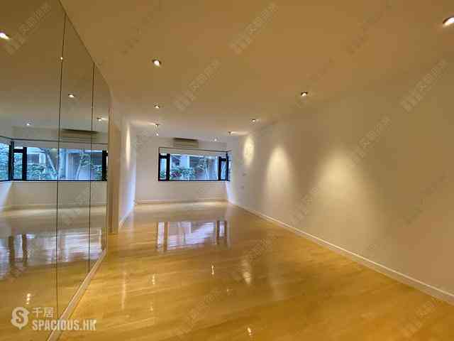 Mid Levels Central - Kam Fai Mansion 01