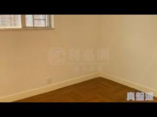 North Point - Kar On House 05