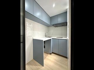 Kennedy Town - Smithfield Court 06