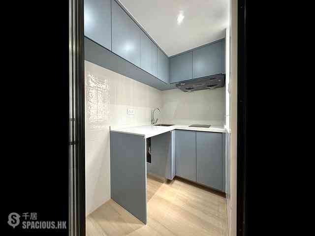 Kennedy Town - Smithfield Court 06