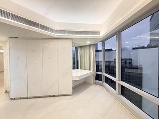Wan Chai - Convention Plaza Apartments 08