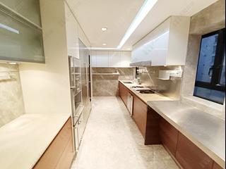 Mid Levels Central - Kennedy Heights 13