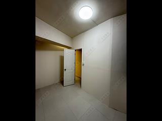 Wan Chai - Yau Kwong Building 05