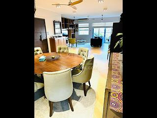 Mid Levels Central - Pearl Gardens 03