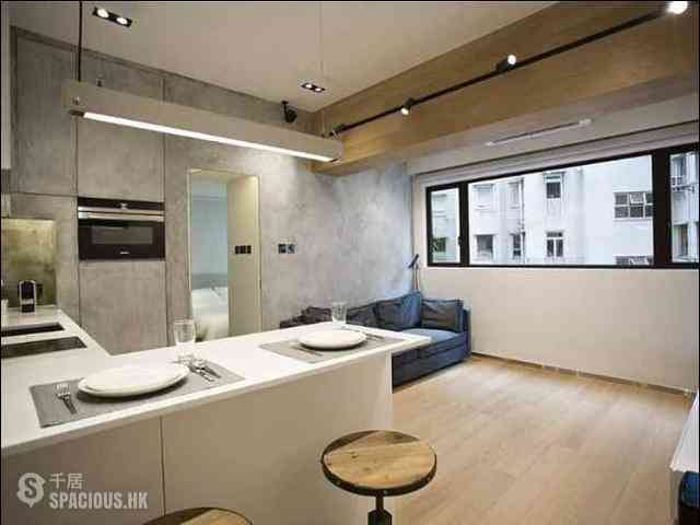Wan Chai - Man Hing Mansion 01