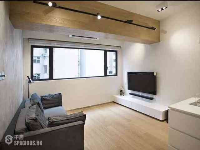 Wan Chai - Man Hing Mansion 04