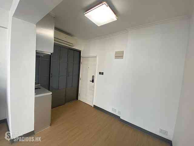 Wan Chai - Wing Tak Building 05