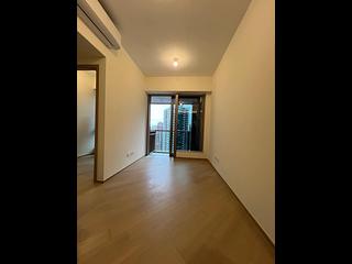 Lohas Park - Lohas Park Phase 11C Villa Garda II Tower 2B 02