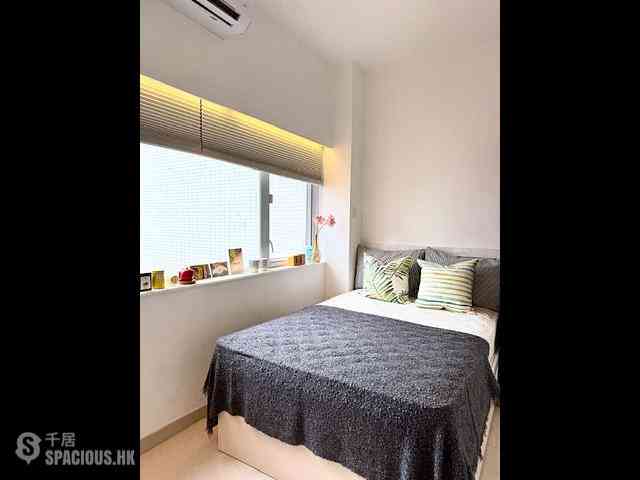 Sheung Wan - Yu Hing Mansion 08