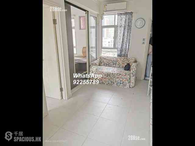 Sai Ying Pun - Wing Sing Court 02