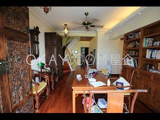 Pok Fu Lam - Baguio Villa 08