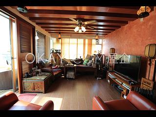 Pok Fu Lam - Baguio Villa 12