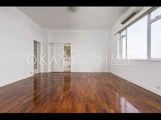 The Peak - La Hacienda Block A 06