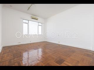 The Peak - La Hacienda Block A 09