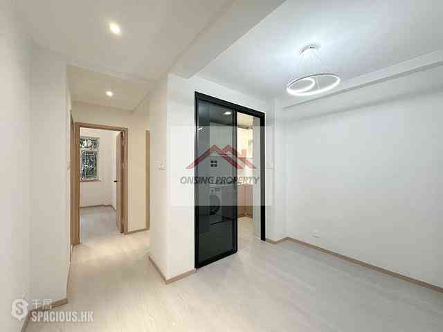 Sai Ying Pun - 1E, High Street 02