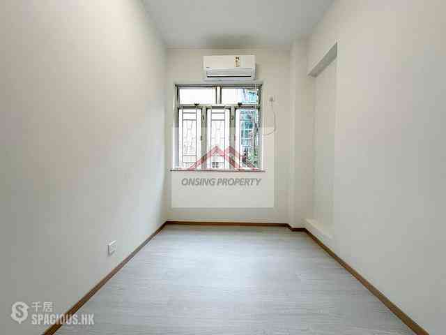 Sai Ying Pun - 1E, High Street 07