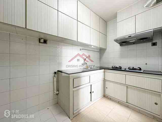 Mid Levels West - Euston Court 05