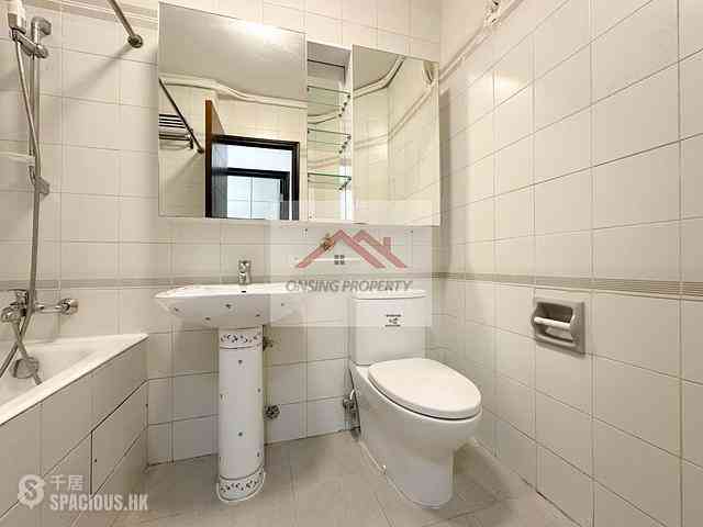 Mid Levels West - Euston Court 06