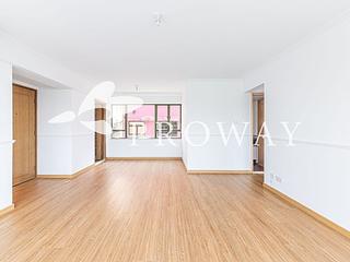 Stanley - Bayside House 03